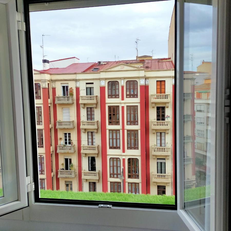 La Puerta Al Centro De Logrono Vino Crianza Y Desayuno Incluidos Διαμέρισμα Εξωτερικό φωτογραφία
